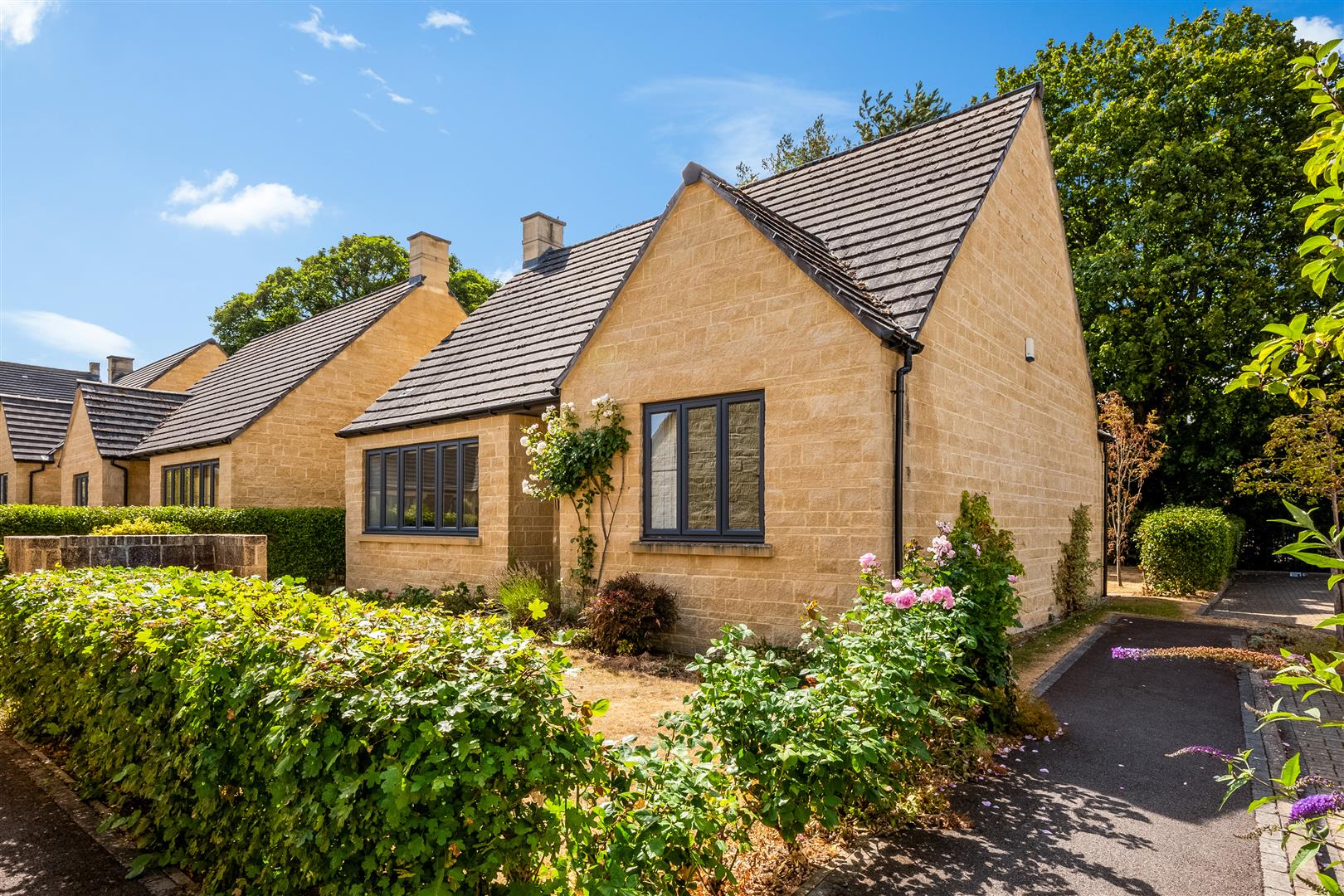 Pentelow Gardens, Chipping Norton